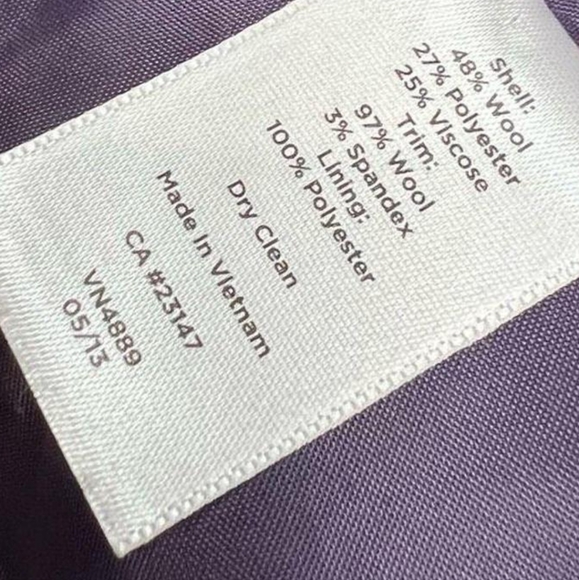 Wool blend blazer, size 10P - Picture 4 of 4